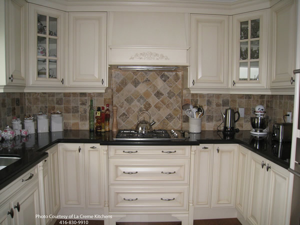 La Creme Kitchen stove area